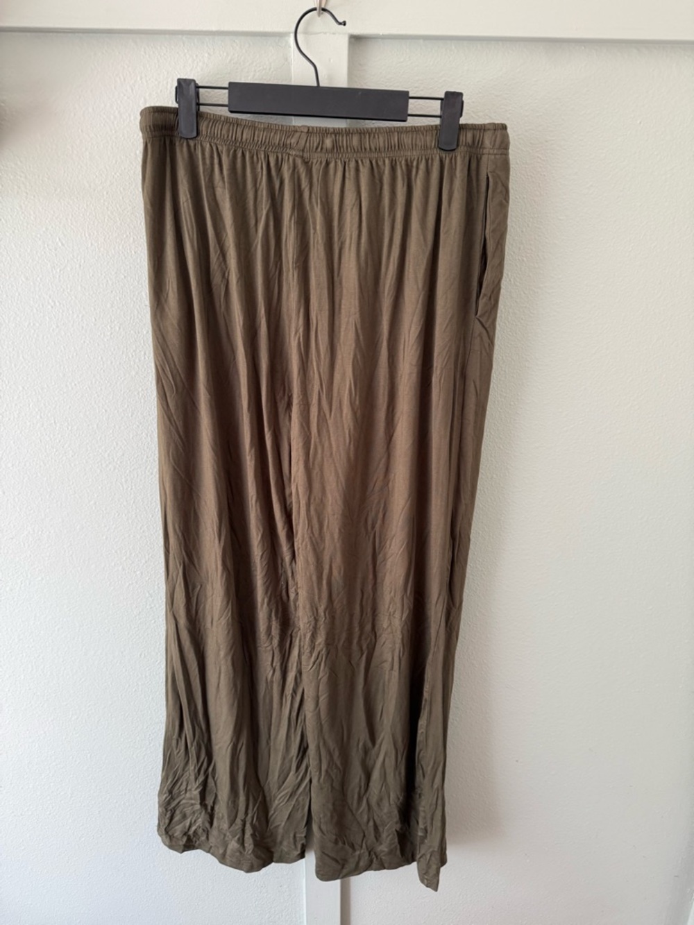 Women's Olive Drawstring Wide-Leg Jumpsuit - Picture 5 of 8